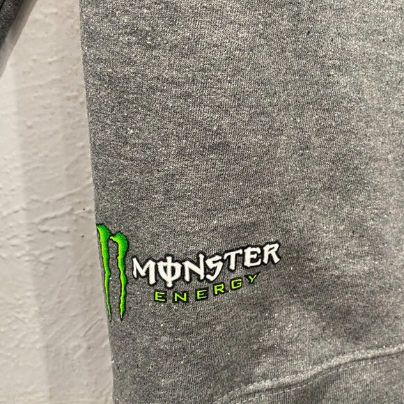 Monster Energy Hoodie in grey, Y2K, long sleeve, 2002, men's Medium. - Picture 5 of 9